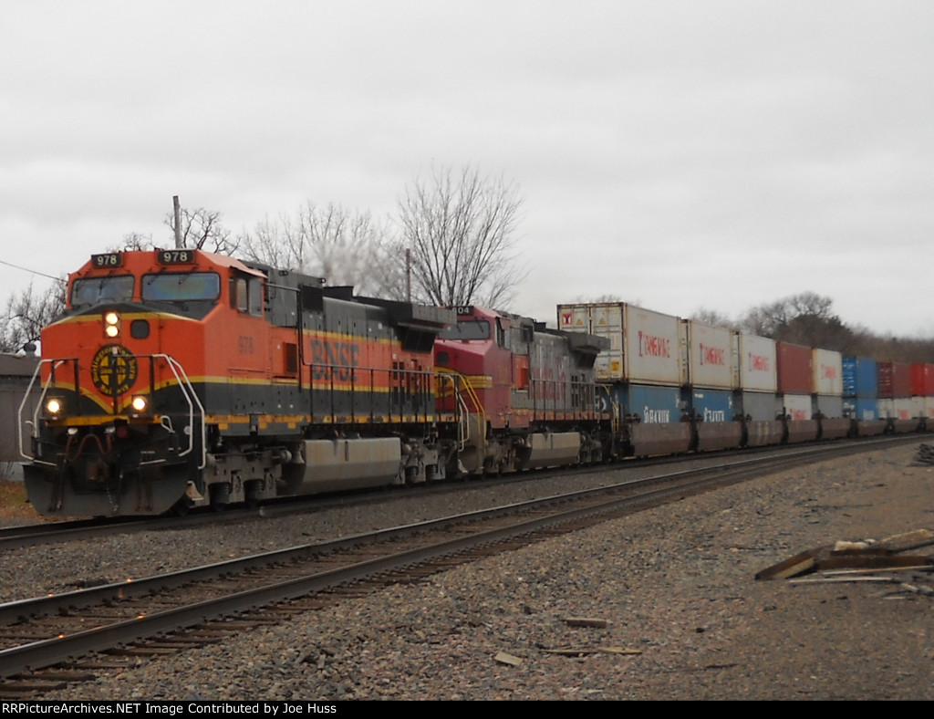 BNSF 978 East